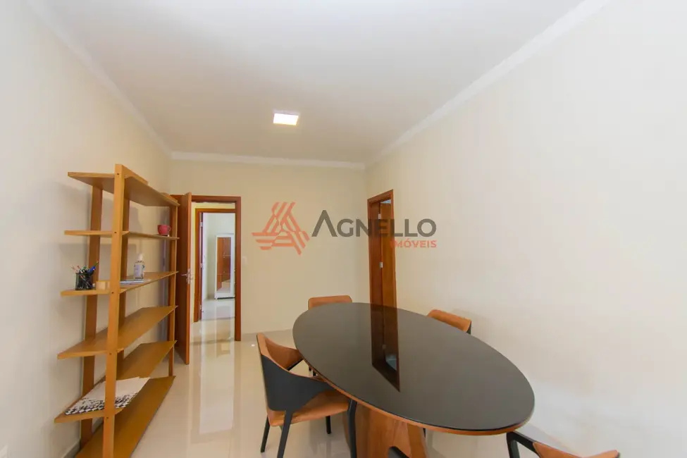 Foto 3 de Apartamento com 3 quartos à venda, 101m2 em Jardim Veneza, Franca - SP