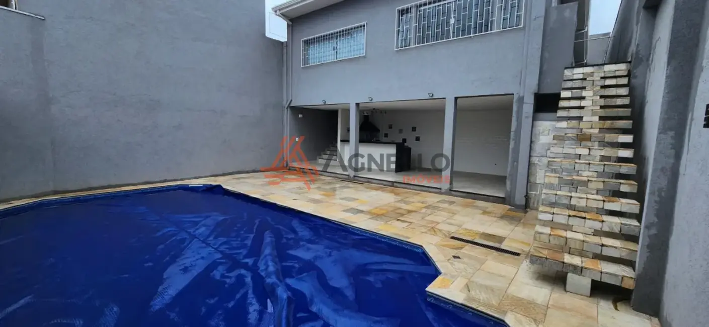 Foto 1 de Casa com 3 quartos à venda, 280m2 em São José, Franca - SP