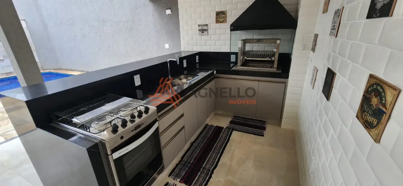 Foto 2 de Casa com 3 quartos à venda, 280m2 em São José, Franca - SP