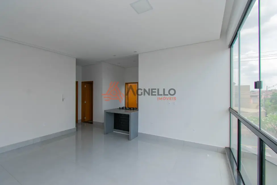 Foto 2 de Apartamento com 3 quartos à venda, 93m2 em Jardim Piratininga, Franca - SP