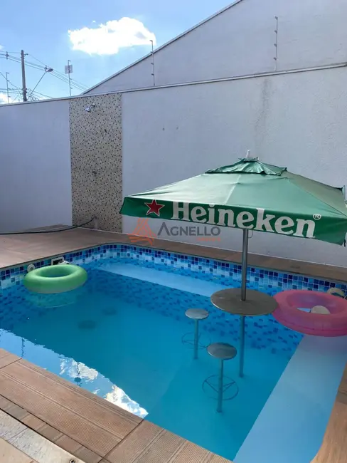 Foto 2 de Casa com 3 quartos à venda, 134m2 em Jardim Piratininga, Franca - SP