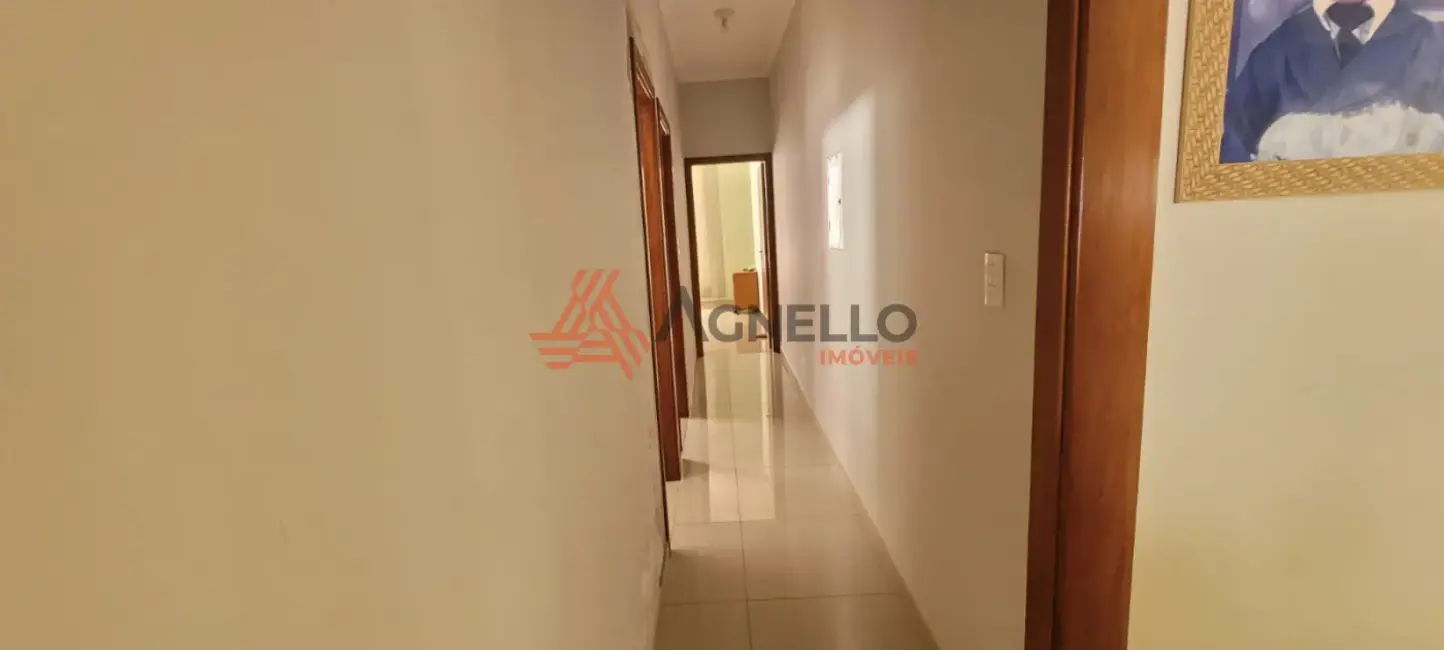 Foto 6 de Casa com 3 quartos à venda, 201m2 em Residencial Amazonas, Franca - SP