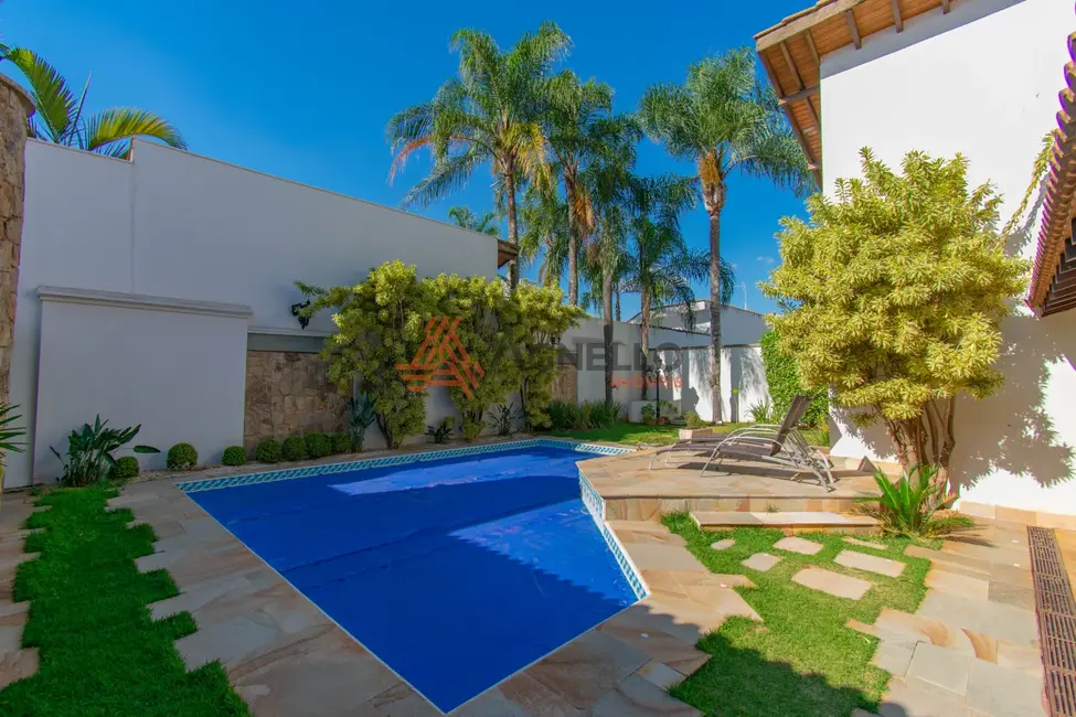 Casa de Condomínio com 5 quartos à venda, 523m2 em Morada do Verde, Franca - SP - imagem 1 Foto 1 de Casa de Condomínio com 5 quartos à venda, 523m2 em Morada do Verde, Franca - SP