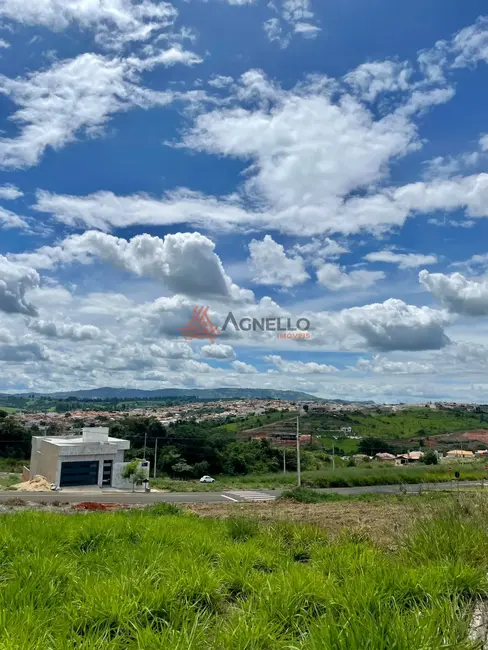 Foto 1 de Terreno / Lote à venda, 250m2 em Cassia - MG