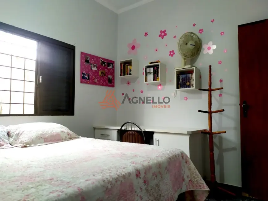 Foto 7 de Casa com 3 quartos à venda, 180m2 em Jardim Aeroporto II, Franca - SP