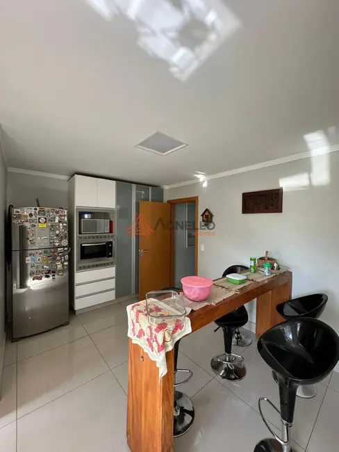 Foto 5 de Apartamento com 4 quartos à venda, 215m2 em Residencial Amazonas, Franca - SP