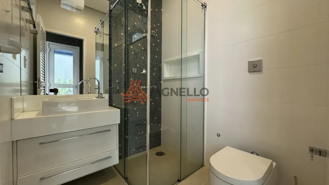 Foto 9 de Casa de Condomínio com 3 quartos à venda, 324m2 em Villa São Vicente, Franca - SP