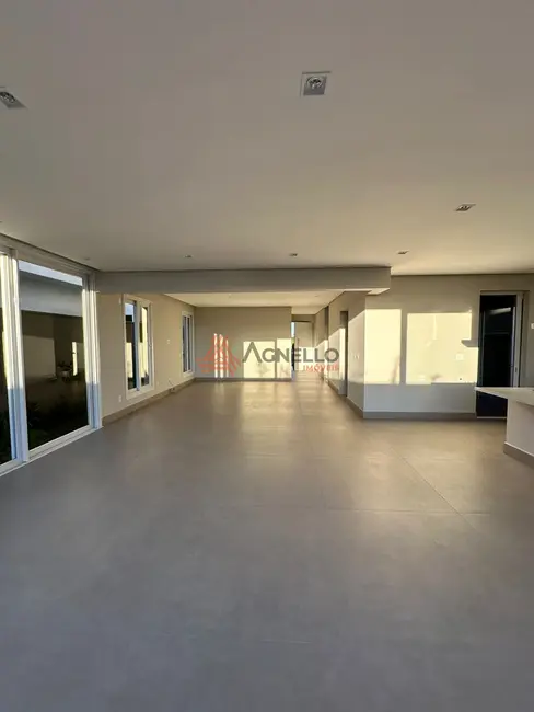 Foto 9 de Casa de Condomínio com 4 quartos à venda, 270m2 em Franca - SP