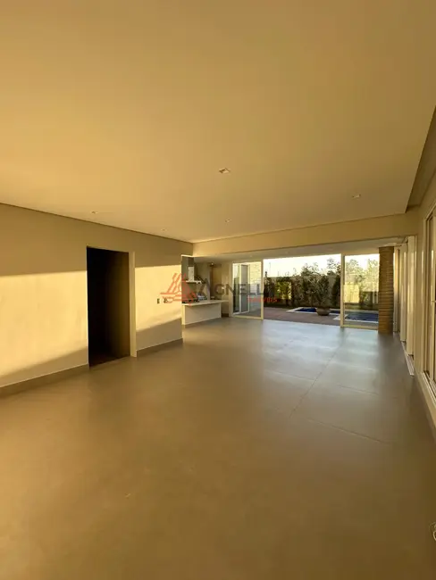 Foto 7 de Casa de Condomínio com 4 quartos à venda, 270m2 em Franca - SP