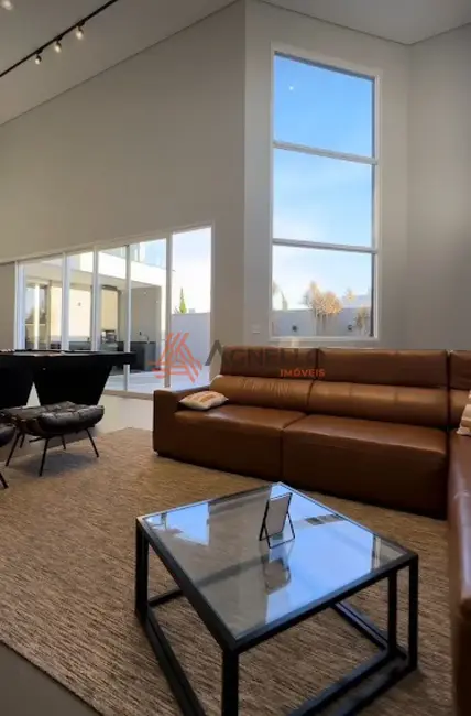 Foto 3 de Casa de Condomínio com 3 quartos à venda, 297m2 em Franca - SP