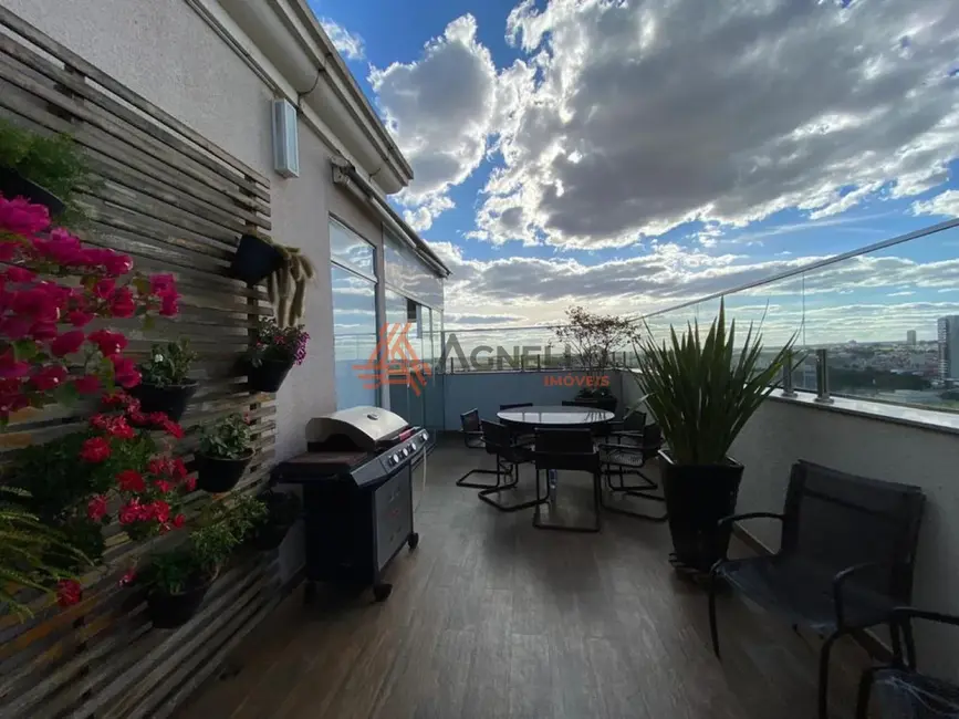 Foto 1 de Cobertura com 3 quartos à venda, 200m2 em Residencial Paraíso, Franca - SP