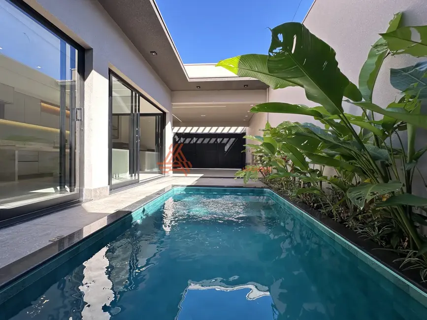 Foto 1 de Casa com 3 quartos à venda, 140m2 em Vila Industrial, Franca - SP