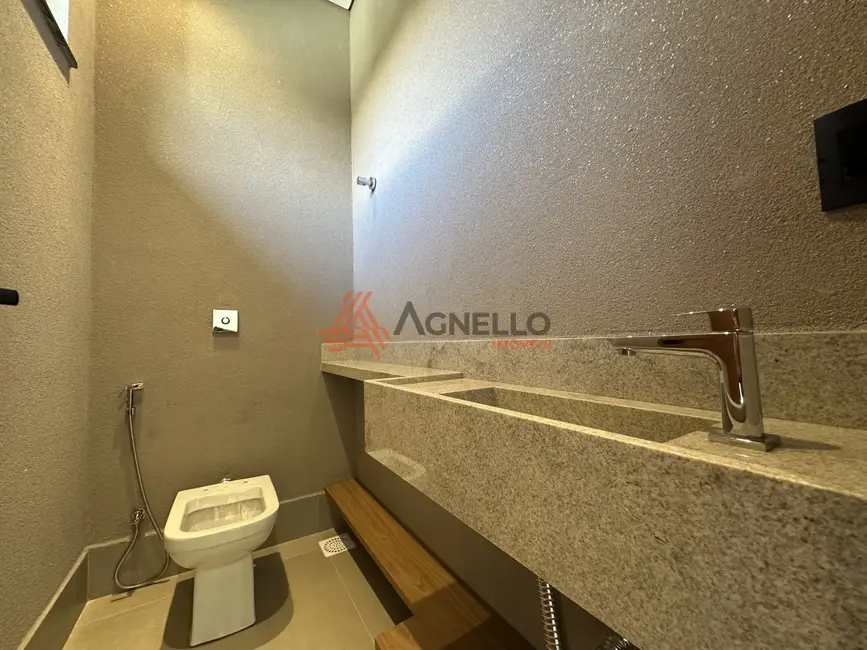 Foto 6 de Casa com 3 quartos à venda, 140m2 em Vila Industrial, Franca - SP