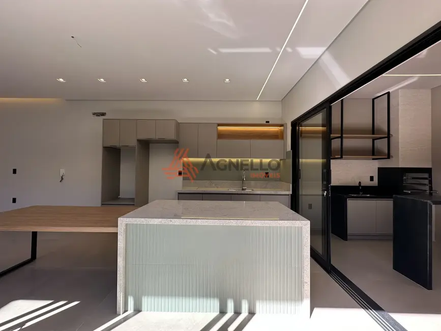 Foto 9 de Casa com 3 quartos à venda, 140m2 em Vila Industrial, Franca - SP