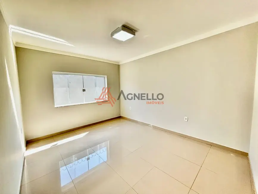 Foto 5 de Casa com 4 quartos à venda, 259m2 em Jardim do Éden, Franca - SP