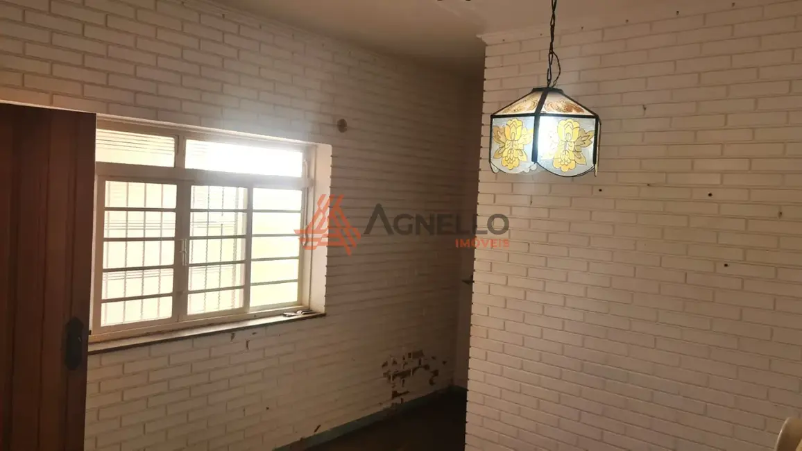 Foto 8 de Casa com 4 quartos à venda, 220m2 em Vila Flores, Franca - SP