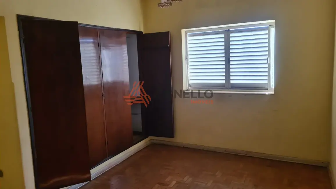 Casa com 4 quartos à venda, 220m2 em Vila Flores, Franca - SP - imagem 6 Foto 6 de Casa com 4 quartos à venda, 220m2 em Vila Flores, Franca - SP