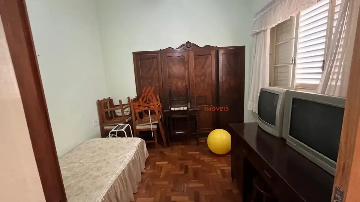 Foto 9 de Casa com 3 quartos à venda, 235m2 em Centro, Franca - SP