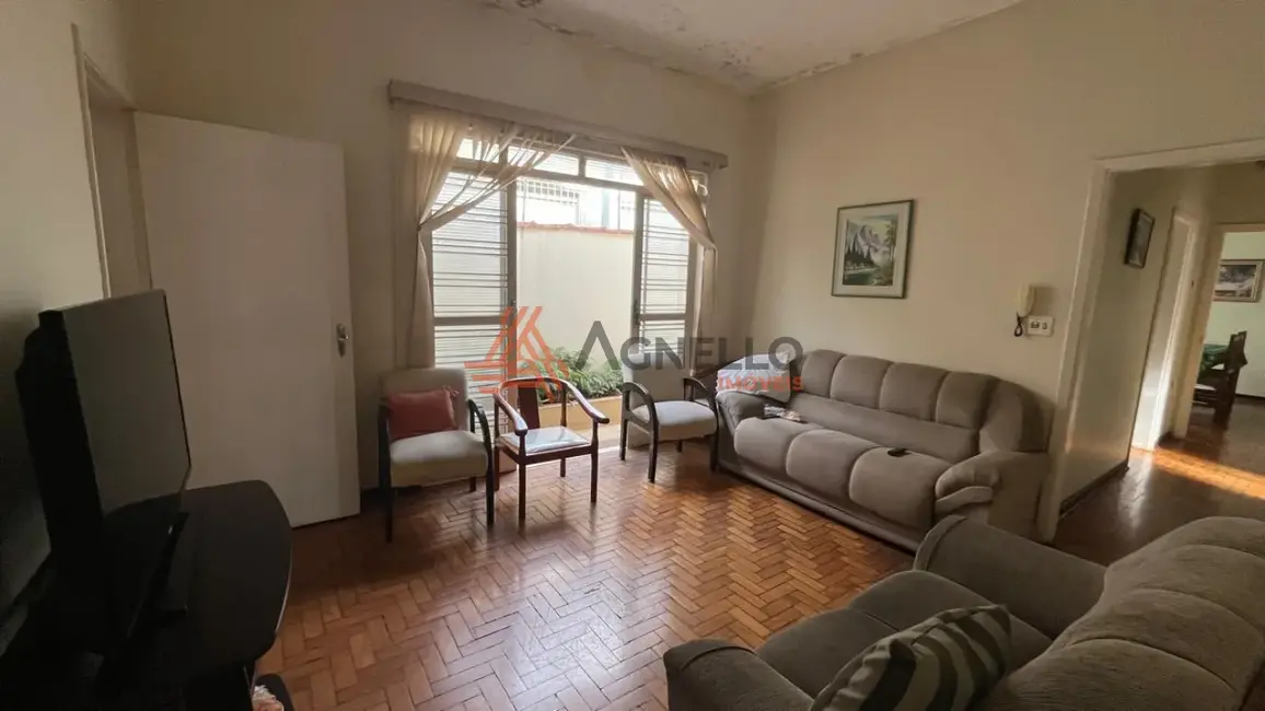 Foto 2 de Casa com 3 quartos à venda, 235m2 em Centro, Franca - SP