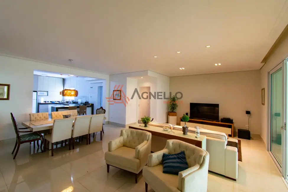 Foto 1 de Apartamento com 3 quartos à venda, 285m2 em Cidade Nova, Franca - SP