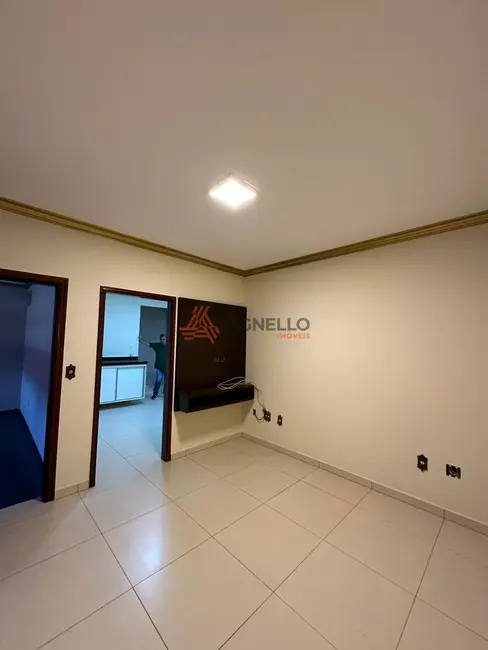 Foto 1 de Casa com 3 quartos à venda, 199m2 em Prolongamento Jardim Lima, Franca - SP