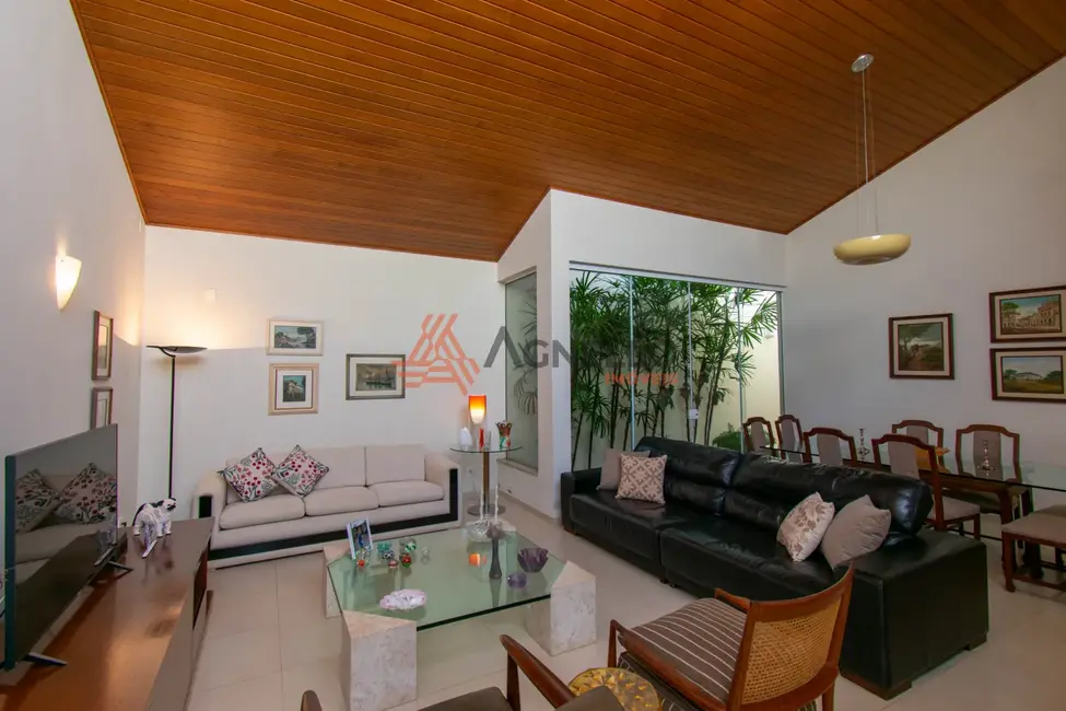 Foto 1 de Casa com 3 quartos à venda, 184m2 em Jardim Piratininga, Franca - SP