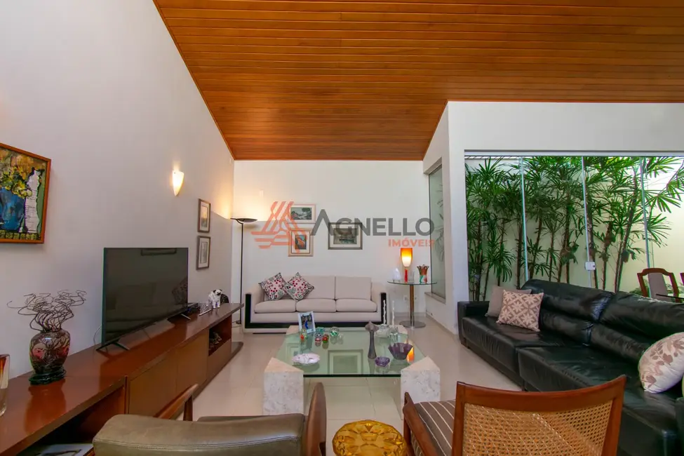 Foto 2 de Casa com 3 quartos à venda, 184m2 em Jardim Piratininga, Franca - SP