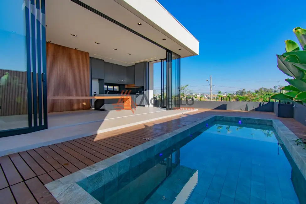 Foto 1 de Casa de Condomínio com 4 quartos à venda, 258m2 em Franca - SP