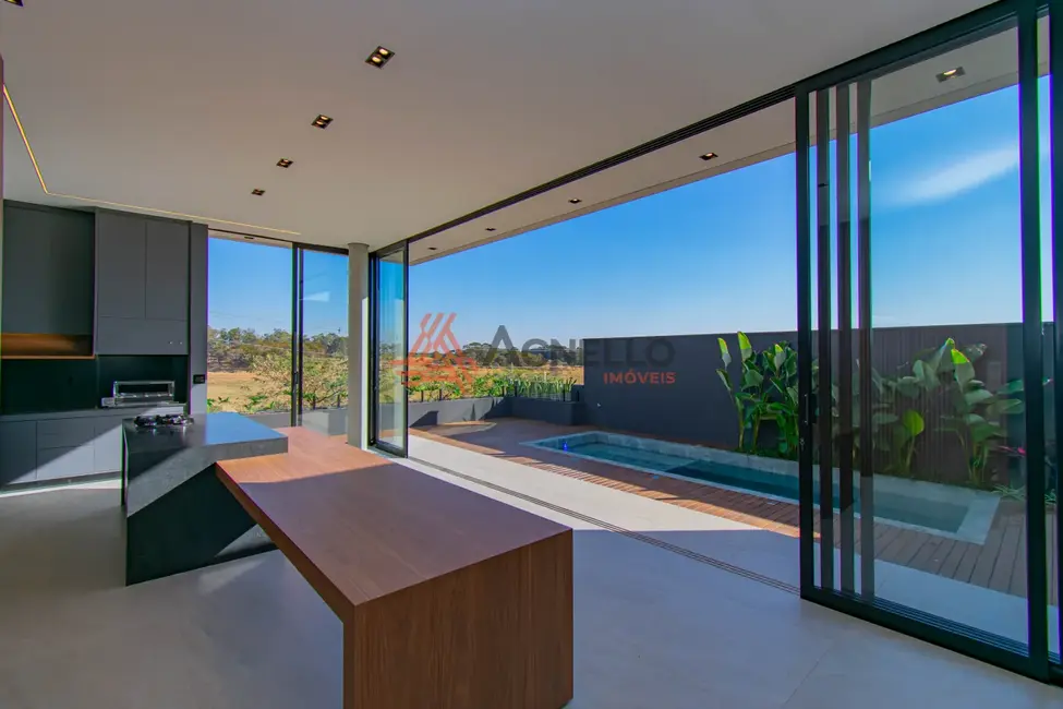 Casa de Condomínio com 4 quartos à venda, 258m2 em Franca - SP - imagem 5 Foto 5 de Casa de Condomínio com 4 quartos à venda, 258m2 em Franca - SP