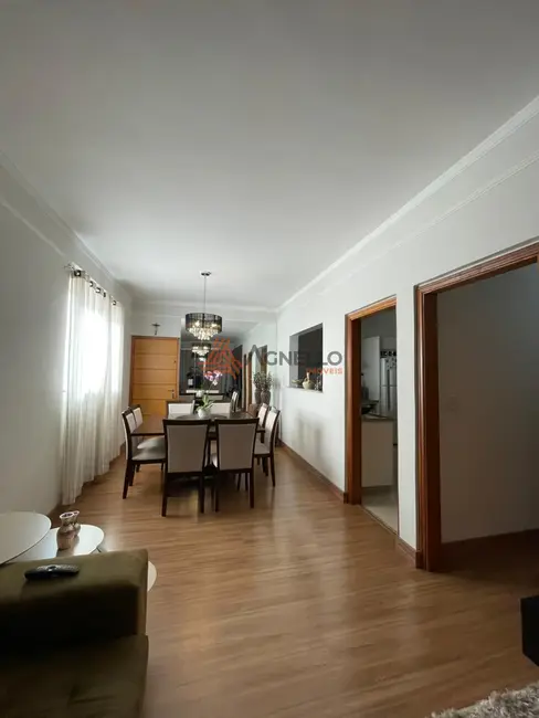 Apartamento com 3 quartos à venda, 95m2 em Vila Totoli, Franca - SP - imagem 8 Foto 8 de Apartamento com 3 quartos à venda, 95m2 em Vila Totoli, Franca - SP