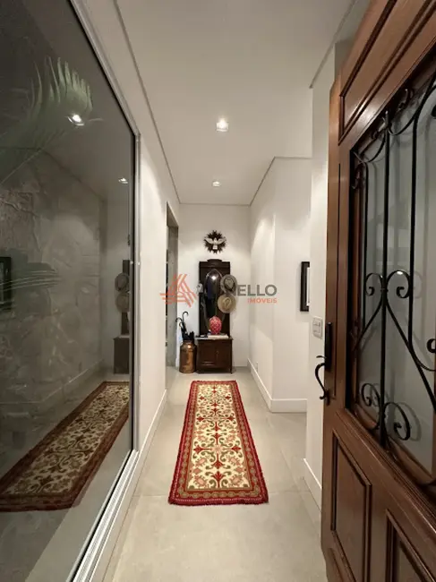 Foto 8 de Casa de Condomínio com 4 quartos à venda, 311m2 em Villa São Vicente, Franca - SP