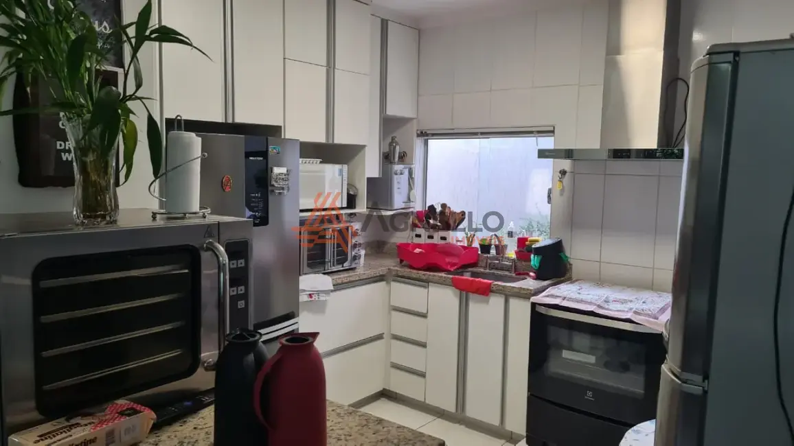 Foto 3 de Casa com 3 quartos à venda, 185m2 em Esplanada Primo Meneghetti, Franca - SP