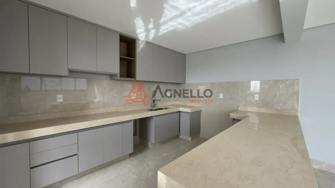 Foto 3 de Apartamento com 3 quartos à venda, 145m2 em Centro, Franca - SP