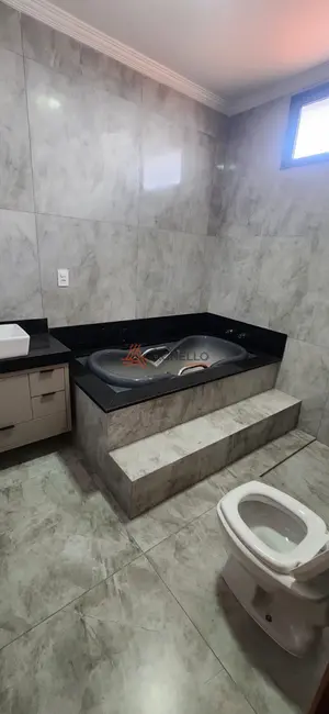 Foto 9 de Casa com 4 quartos à venda, 264m2 em Jardim Líbano, Franca - SP