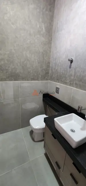 Foto 6 de Casa com 4 quartos à venda, 264m2 em Jardim Líbano, Franca - SP