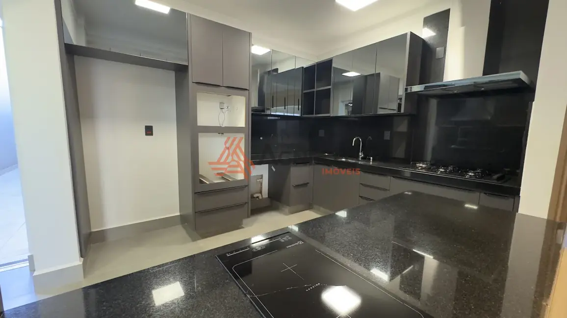 Casa com 3 quartos à venda, 190m2 em São José, Franca - SP - imagem 5 Foto 5 de Casa com 3 quartos à venda, 190m2 em São José, Franca - SP