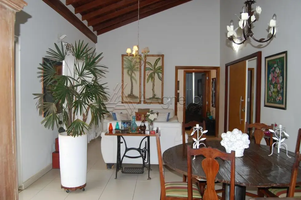 Foto 1 de Casa com 3 quartos à venda, 200m2 em Esplanada Primo Meneghetti, Franca - SP