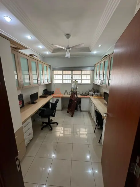 Foto 4 de Casa com 4 quartos à venda, 377m2 em Residencial Paraíso, Franca - SP