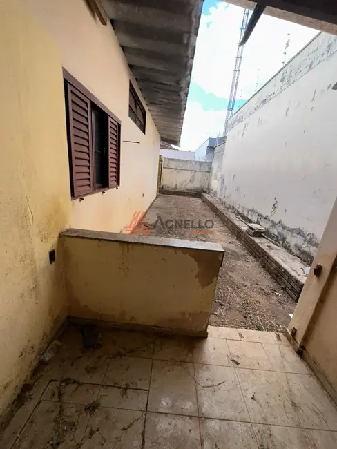 Foto 3 de Casa com 4 quartos à venda, 231m2 em Prolongamento Vila Duque de Caxias, Franca - SP