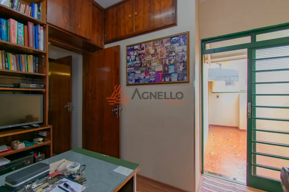 Foto 6 de Casa com 4 quartos à venda, 346m2 em Centro, Franca - SP