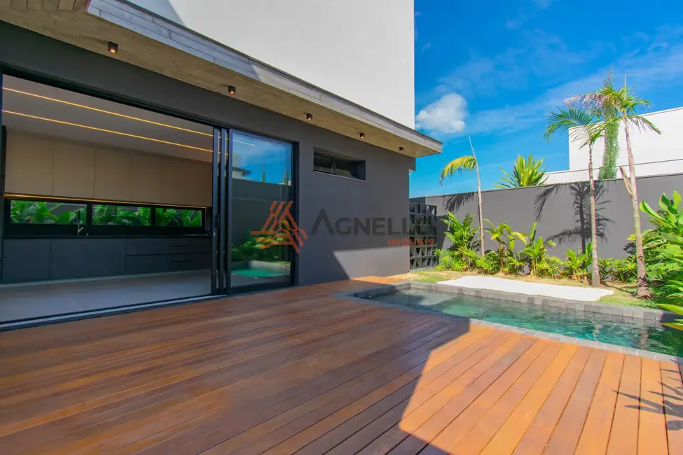 Casa de Condomínio com 3 quartos à venda, 215m2 em Veredas de Franca, Franca - SP - imagem 2 Foto 2 de Casa de Condomínio com 3 quartos à venda, 215m2 em Veredas de Franca, Franca - SP