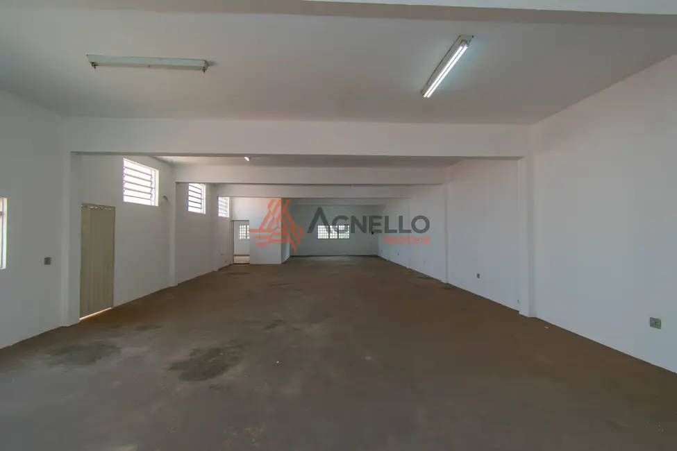 Foto 6 de Armazém / Galpão à venda, 463m2 em Jardim Doutor Antônio Petráglia, Franca - SP