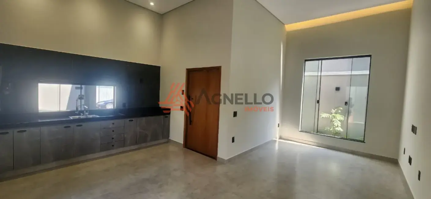 Foto 1 de Casa com 2 quartos à venda, 91m2 em Jardim Alvorada, Franca - SP