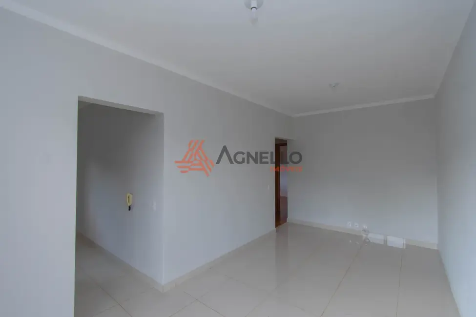 Foto 2 de Apartamento com 3 quartos para alugar, 81m2 em Parque Moema, Franca - SP