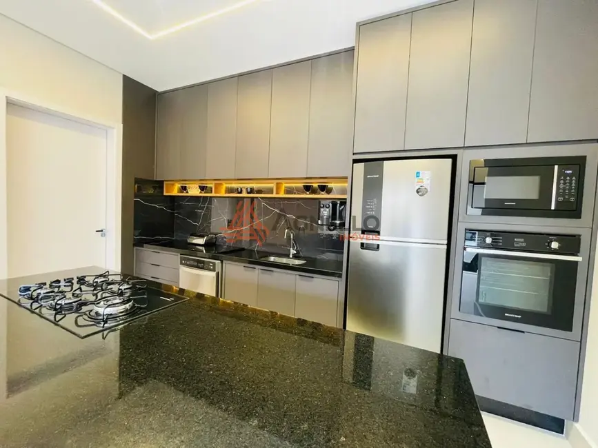 Casa com 3 quartos à venda, 201m2 em Centro, Franca - SP - imagem 5 Foto 5 de Casa com 3 quartos à venda, 201m2 em Centro, Franca - SP