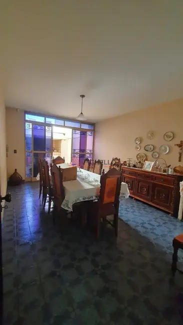 Foto 1 de Casa com 3 quartos à venda, 355m2 em Centro, Franca - SP