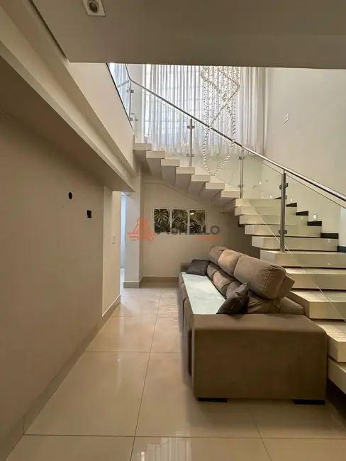 Foto 8 de Cobertura com 3 quartos à venda, 369m2 em Estação, Franca - SP