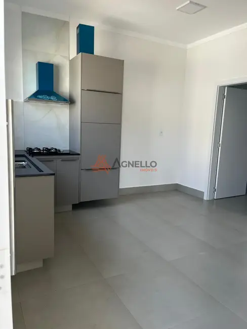 Foto 2 de Kitnet com 1 quarto à venda, 39m2 em Jardim Santa Lúcia, Franca - SP