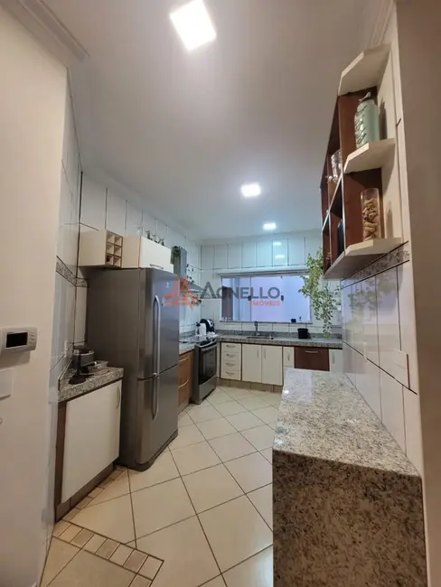 Casa com 3 quartos à venda, 196m2 em Jardim Boa Esperança, Franca - SP - imagem 8 Foto 8 de Casa com 3 quartos à venda, 196m2 em Jardim Boa Esperança, Franca - SP