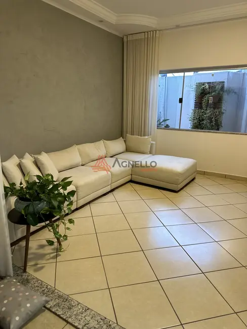 Foto 2 de Casa com 3 quartos à venda, 196m2 em Jardim Boa Esperança, Franca - SP
